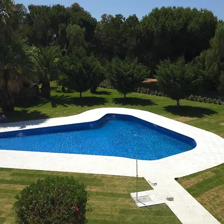 Sol, With Pool , Vilamoura Apartment